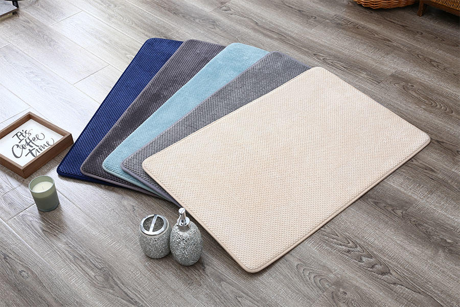 Non-slip water absorbent memory foam mat bath mat