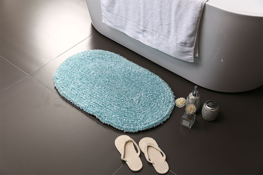 Household absorbent anti-slip floor mat 