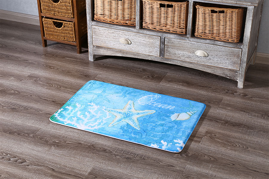 Striped absorbent non-slip floor mat