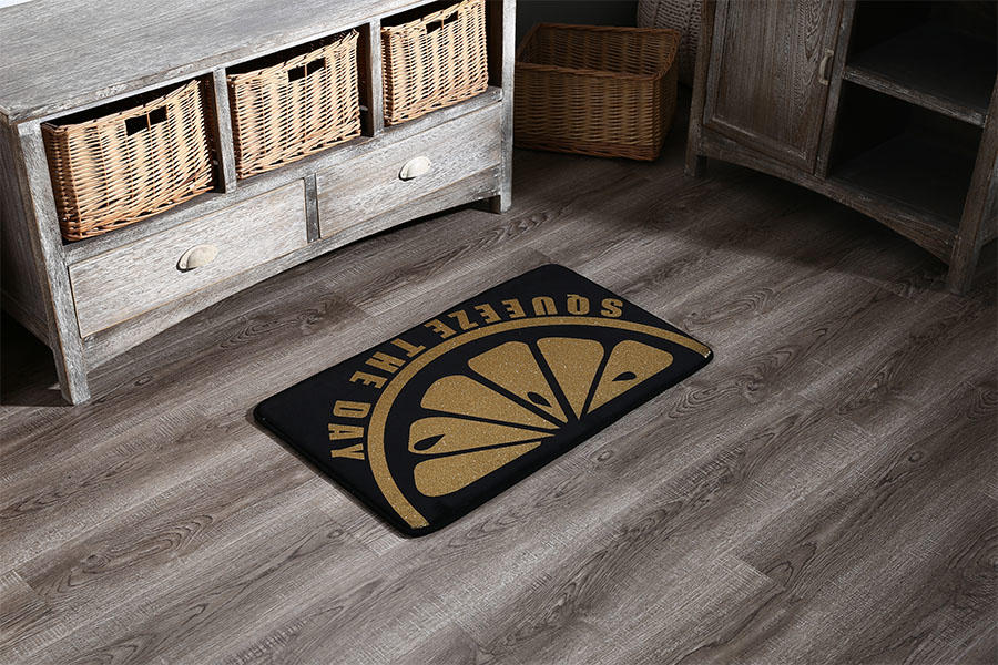 Absorbent floor rug