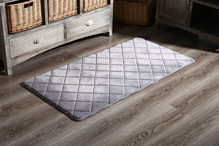 Grey diomand shape embossed absorbent rug