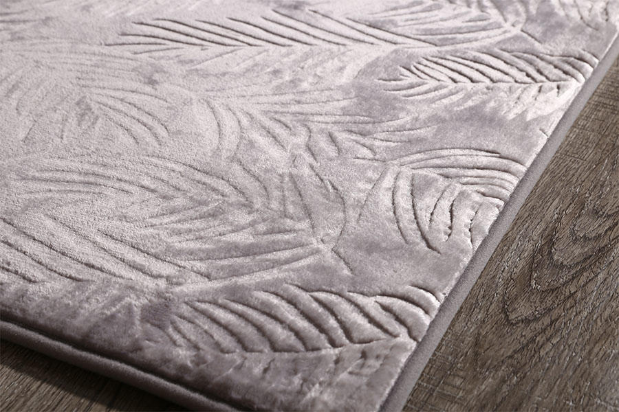 Memory foam coral velvet absorbent floor mat