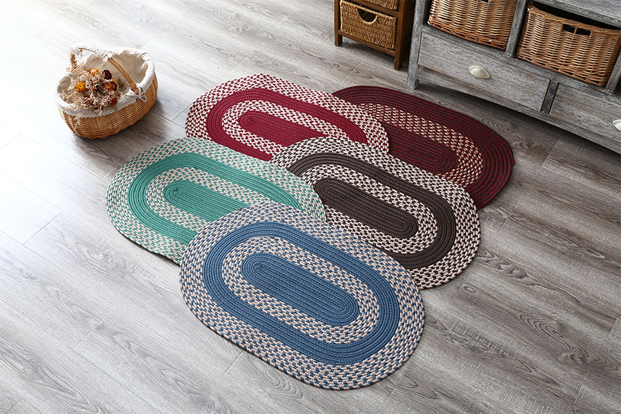 Woven floor mat
