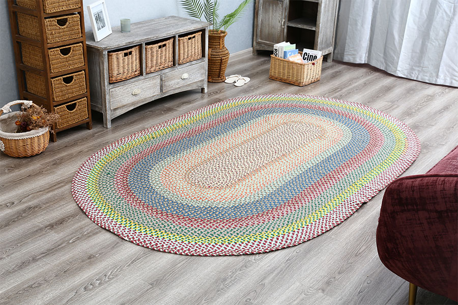 Fiber pattern design round braided floor rug